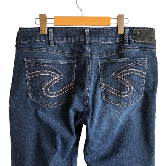 Silver Jeans Suki Size 34 HEMMED Dark Wash Flare Denim - Picture 5 of 13